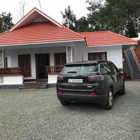 Friends Valley Home Stay Kattappana Kültér fotó