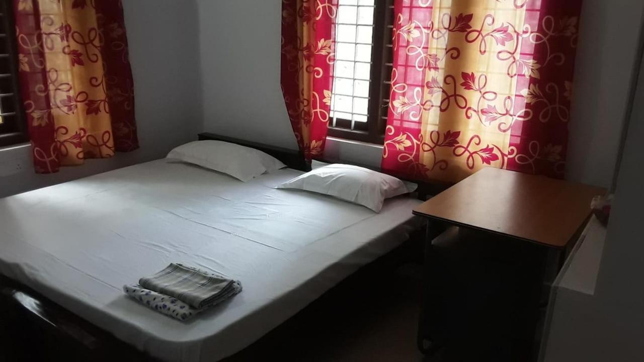 Friends Valley Home Stay Kattappana Kültér fotó